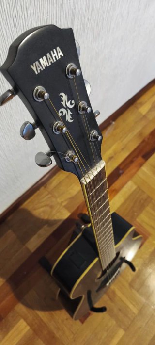 Guitarra Yamaha APX600 Electroacústica