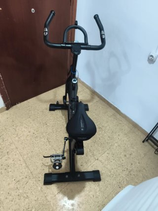 Bicicleta Estática BH Fitness