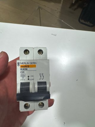 Interruptor Magnetotérmico Merlin Gerin K60N C20