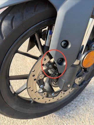 Yamaha MT-125 Negra Extras