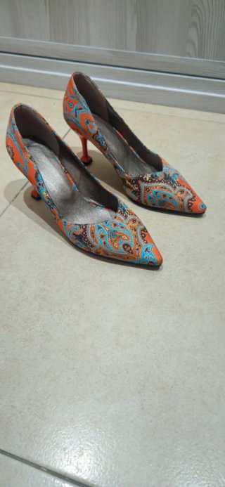 Zapatos tacón estampado cachemir T.38