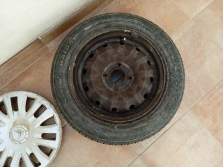 Rueda Citroen C3