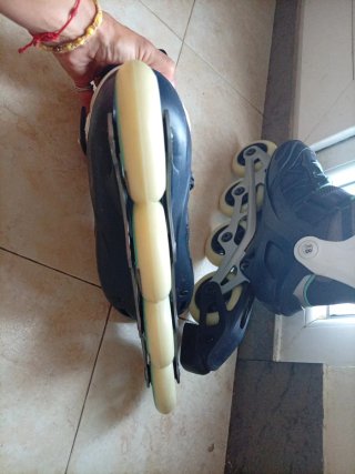 Patines en línea talla 38 marca oxelo