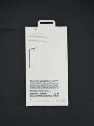 Custodia iPhone 15 Pro Max in Silicone Nuova 7