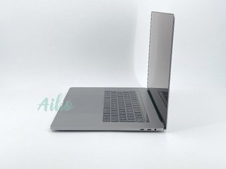 MacBook Pro 15" (2018) Intel Core i9 2.9GHz 6 núcleos - SSD 2TB - 32GB RAM - Gris Espacial