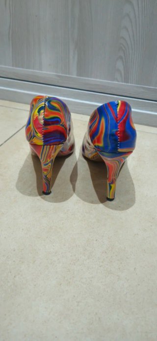 Zapatos tacón multicolor Talla 39