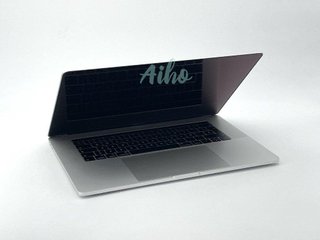 MacBook Pro 15" (2018) Intel Core i9 2.9GHz 6 núcleos - SSD 1TB - 32GB RAM - Plata