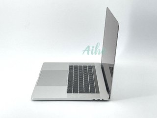 MacBook Pro 15" (2018) Intel Core i9 2.9GHz 6 núcleos - SSD 1TB - 32GB RAM - Plata