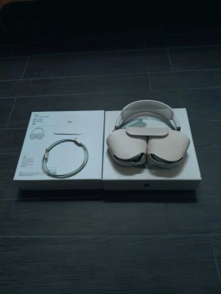 Apple AirPods Max Argento