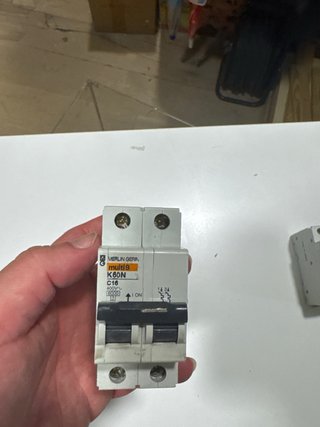 Interruptor Magnetotérmico Merlin Gerin Tetrapolar