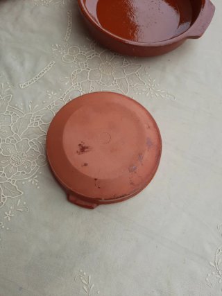 Cazuela barro Zamora con tapa y 3 cazuelitas