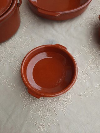 Cazuela barro Zamora con tapa y 3 cazuelitas
