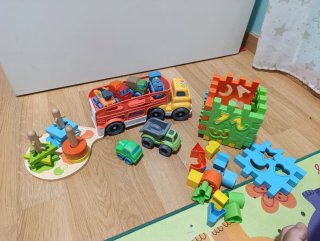 Lote Juguetes Infantiles Camión y Bloques