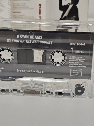 Bryan Adams – Waking Up the Neighbours – MC 1991