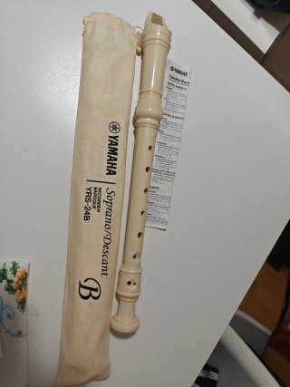 Flauta Yamaha YRS-24B Soprano Barroca