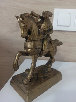 Figura escultura ecuestre de bronce cartero a caba