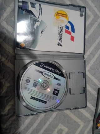 Lote 2 Giochi PS2: Gran Turismo 4 e MotoGP 3