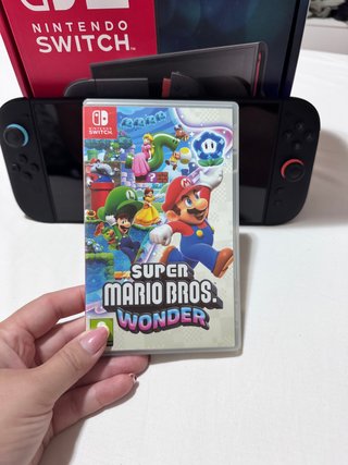 Nintendo Switch + Juegos y Accesorios