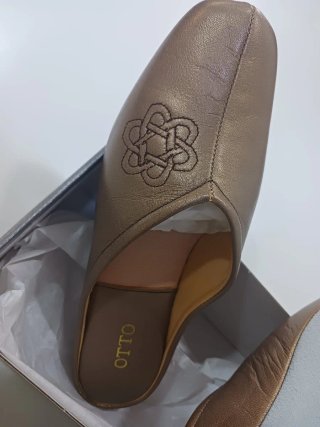 ZAPATILLAS PIEL DESTALONADAS MUJER T.39 KOSMA