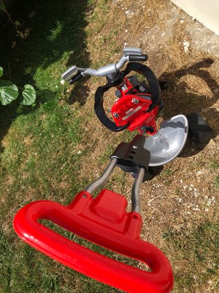 Triciclo Rojo con Mango para Padres