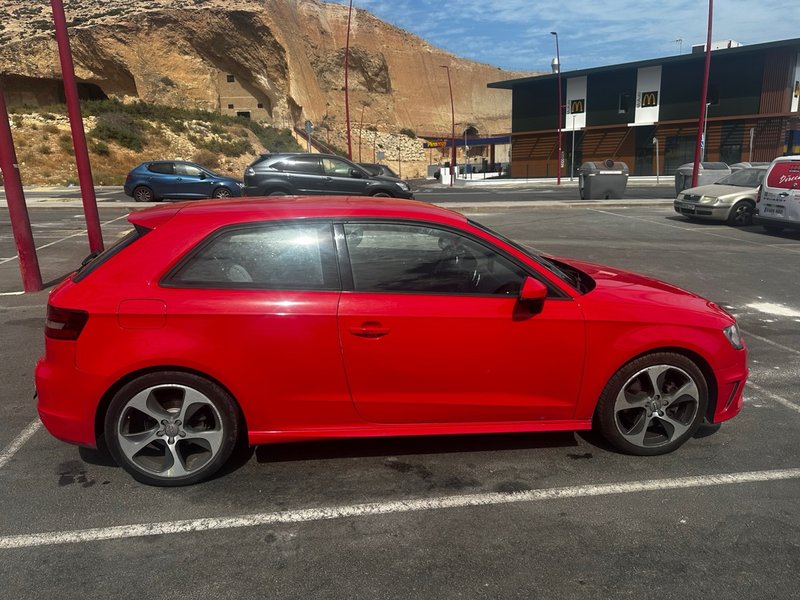 Audi A3 2015 - foto 1