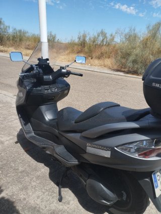 Suzuki Burgman 400cc Maxi Scooter Gris. LEER BIEN.