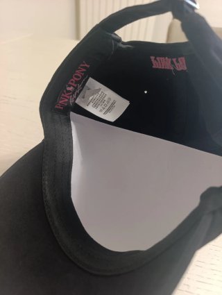 Cappello Ralph Lauren nero e fucsia
