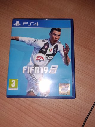 FIFA 19 PS4 (PlayStation 4) EA Sports