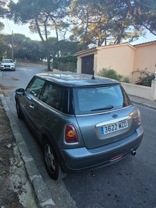MINI Cooper 2011
