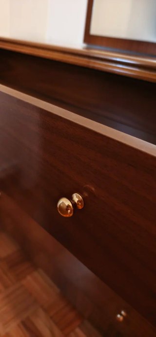Cómoda y Mesitas de Noche Madera