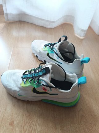 Zapatillas Nike Air Max 270 React World Wide