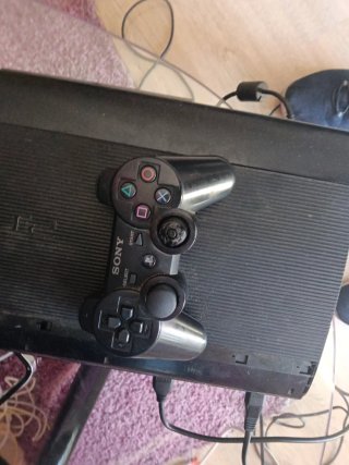 Consola PS3 Super Slim Nera + Controller