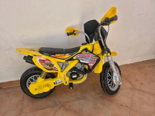 Moto de Batería Infantil Amarilla