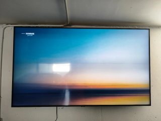 TV Samsung 75 Negra