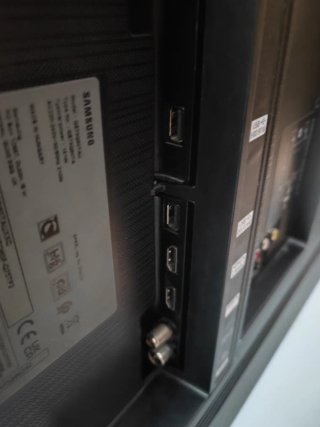 TV Samsung 75 Negra