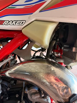 Beta RR 125 2T Enduro/Motocross Roja y Blanca