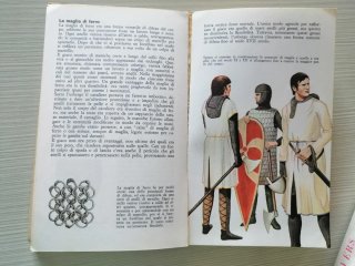 Libretto Armi e armature vintage
