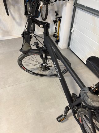 Bicicleta Trekking Ortler Negra.  Talla M/L