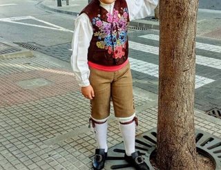 Traje de Fallero Marrón y Multicolor  Talla 10/11