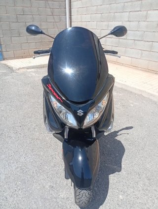 Suzuki Burgman 125