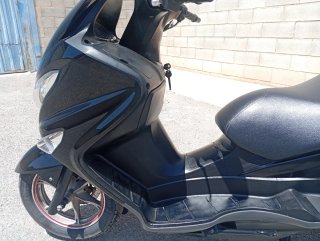 Suzuki Burgman 125