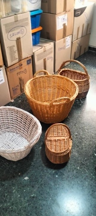 Cestas de mimbre varias -se pueden vender separado