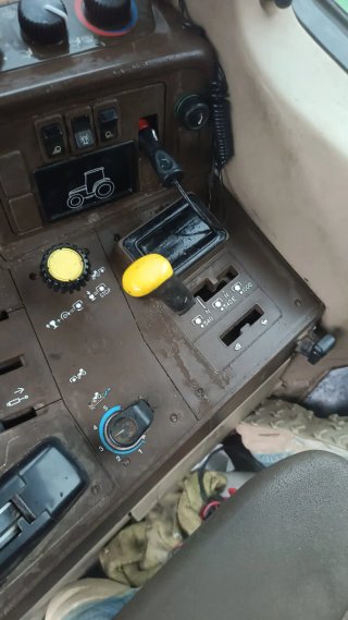 Tractor John Deere 6110