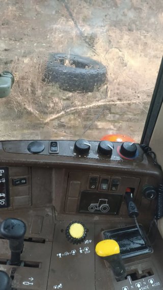 Tractor John Deere 6110