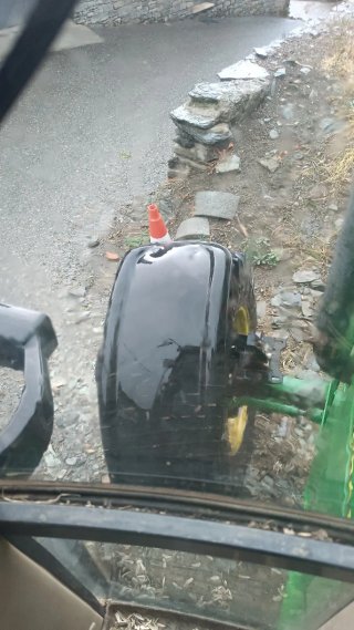 Tractor John Deere 6110