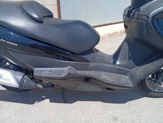 Suzuki Burgman 200