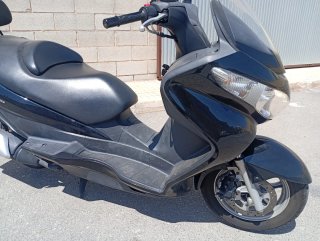 Suzuki Burgman 200