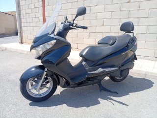 Suzuki Burgman 200