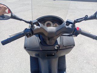 Suzuki Burgman 200