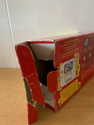 Nintendo 2DS Special Edition Mario Bros 2 Box